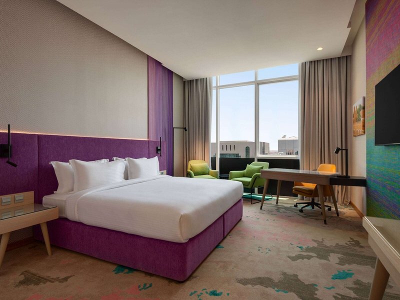 La Quinta by Wyndham Abu Dhabi Al Wahda 32 - Room Example