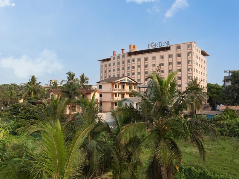 Fortune Select Candolim 1