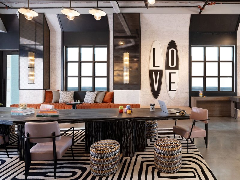 Moxy St. Petersburg Downtown 19