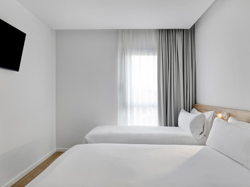 B&B Hotel Leiria 5 - Room Example