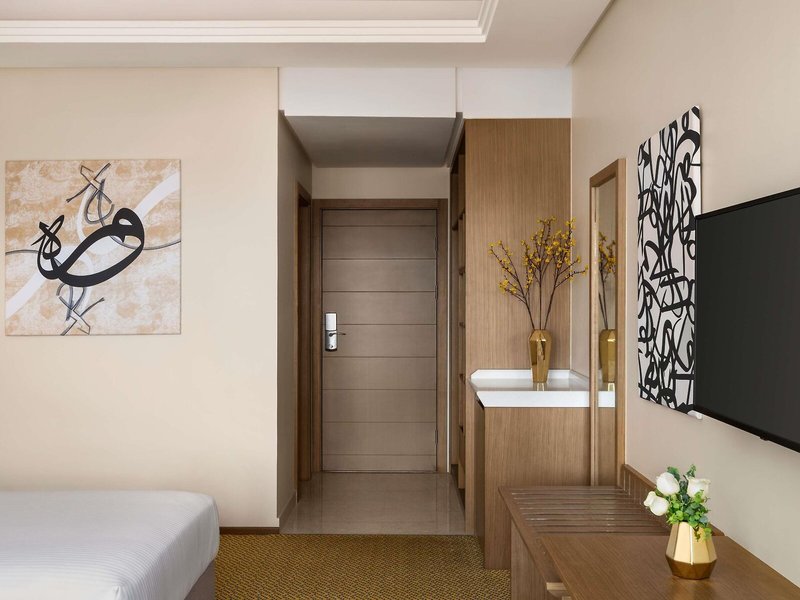 Mercure Muscat 33