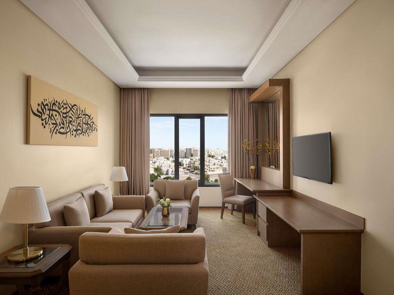 Mercure Muscat 35