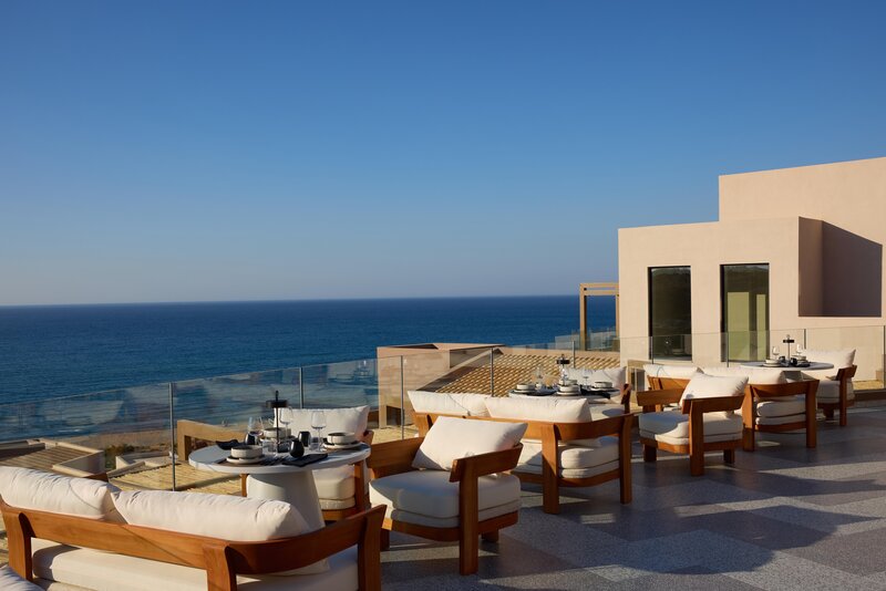 Oros Luxury Beach Resort 21