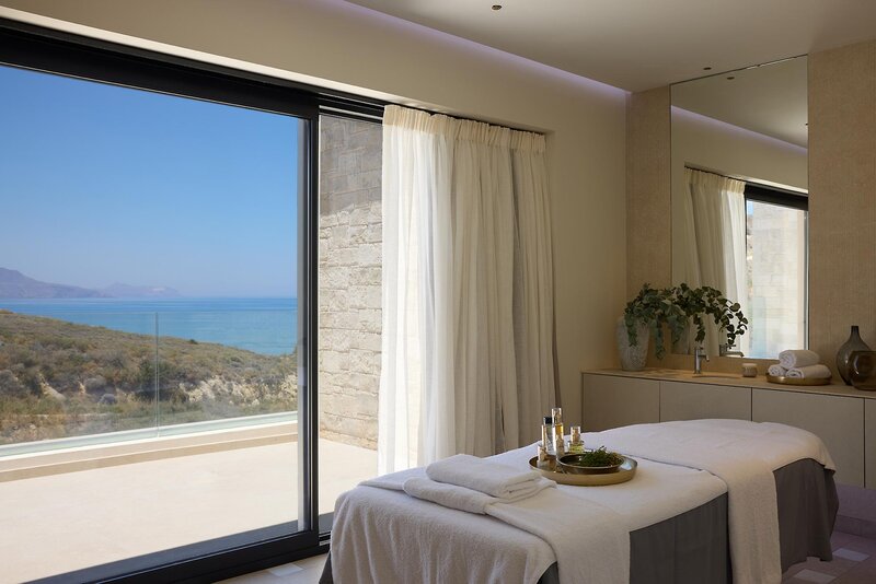 Oros Luxury Beach Resort 35