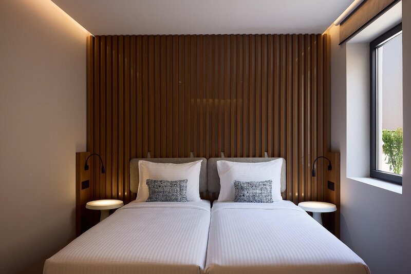 Oros Luxury Beach Resort 43
