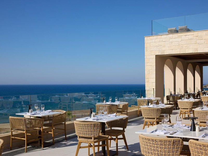 Oros Luxury Beach Resort 32