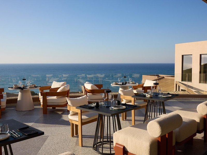 Oros Luxury Beach Resort 34