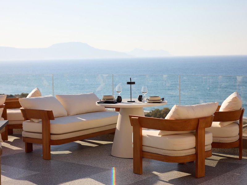 Oros Luxury Beach Resort 36