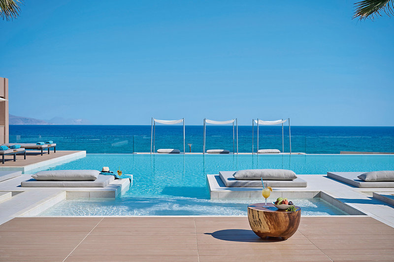Oros Luxury Beach Resort 3