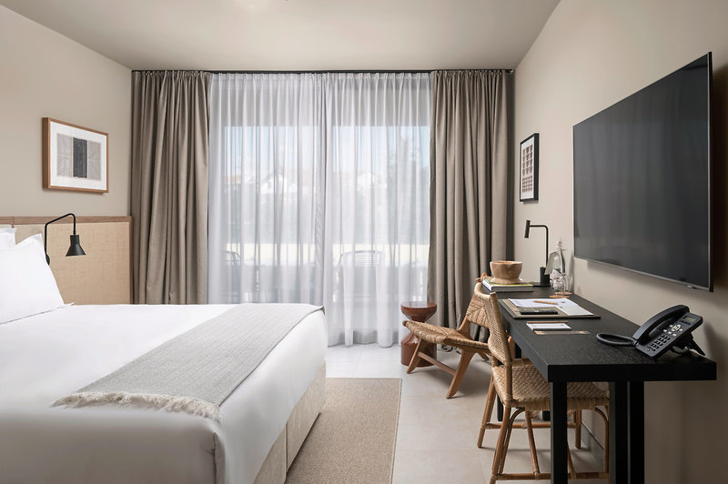 Molum Hotel & Residences 14