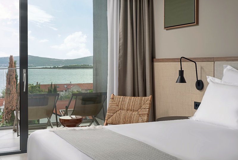 Molum Hotel & Residences 22