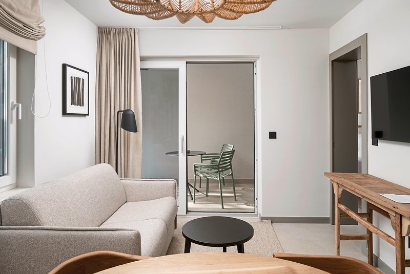 Molum Hotel & Residences 34