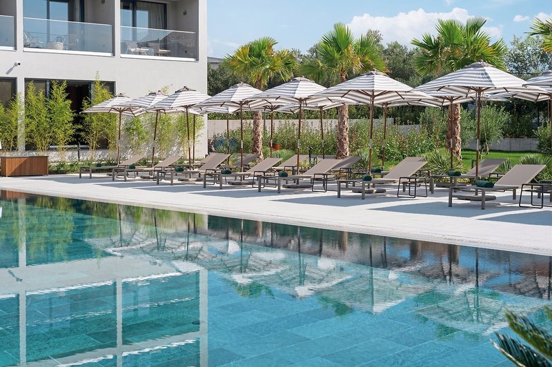 Molum Hotel & Residences 9