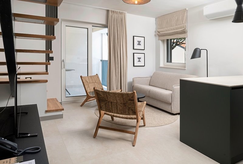 Molum Hotel & Residences 31