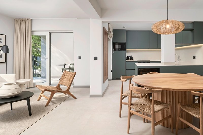 Molum Hotel & Residences 37