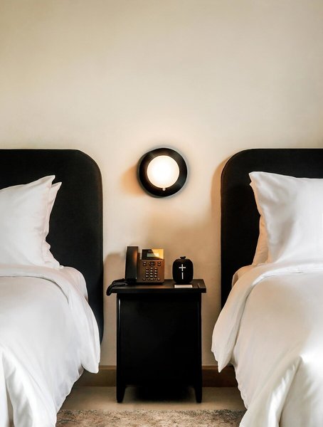 The StandardX Bangkok Phra Arthit 18