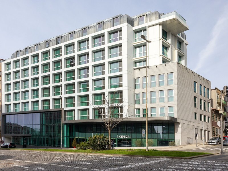 Cenica Porto Hotel, Curio Collection by Hilton
