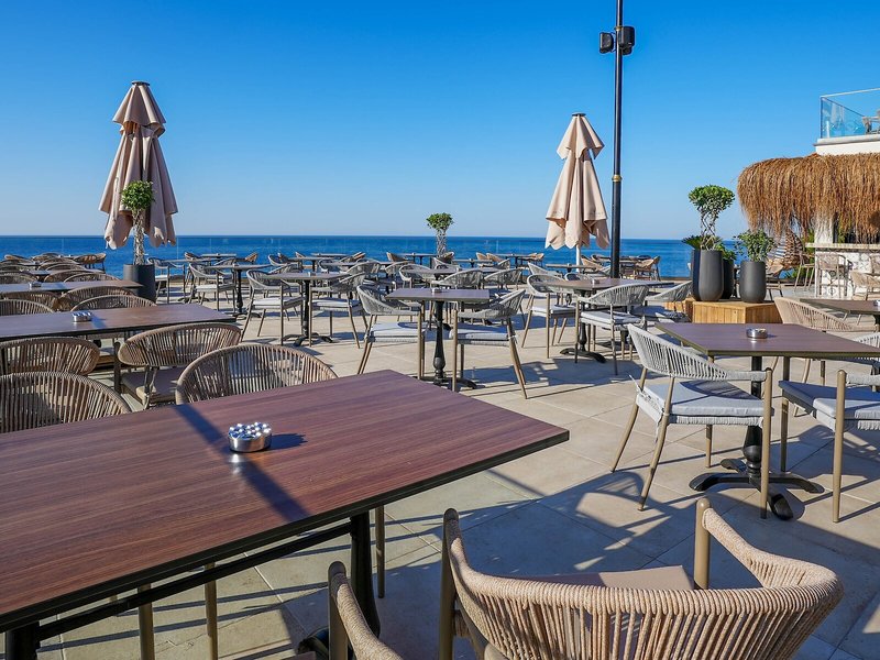 Ada Port Hotel 33