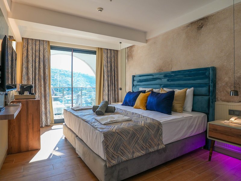 Ada Port Hotel 37