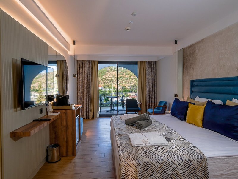 Ada Port Hotel 43