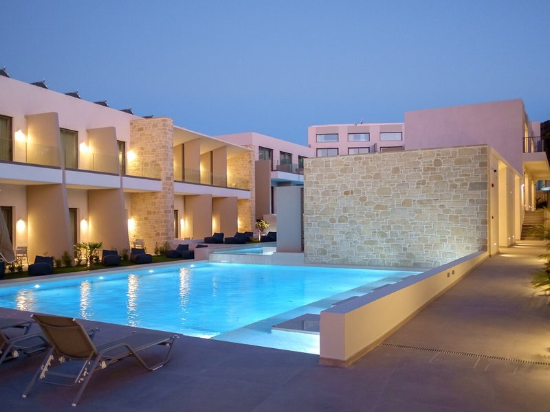 Phos Hotel Platanias 12