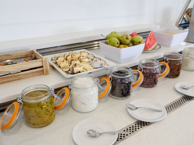 Phos Hotel Platanias 28