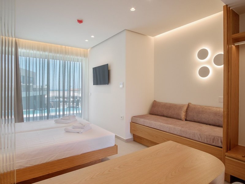 Phos Hotel Platanias 34