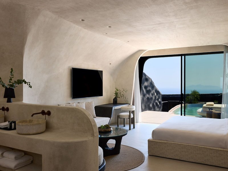 one of one hotel 32