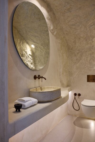 one of one hotel 44