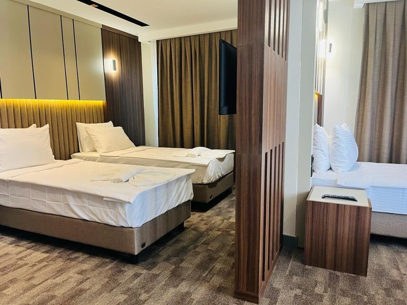 Monalisa Hotels 22
