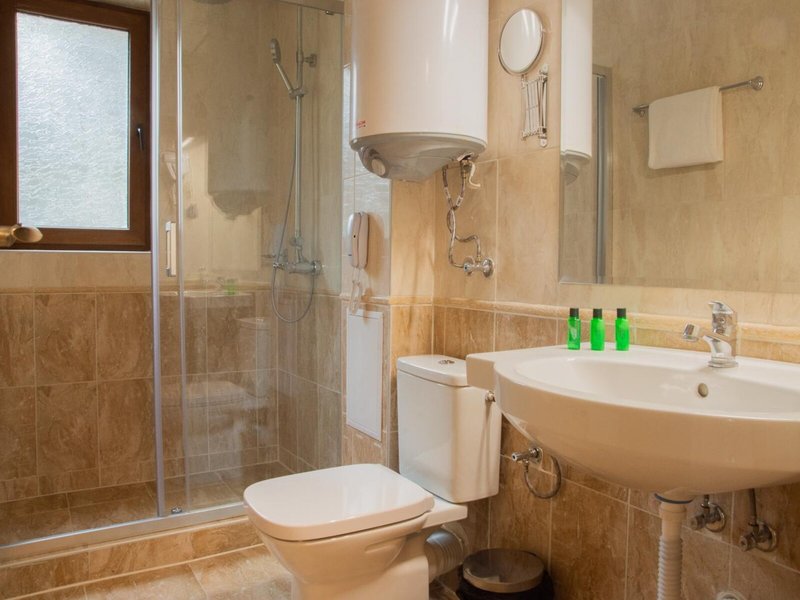 Vemara City  Hotel 8