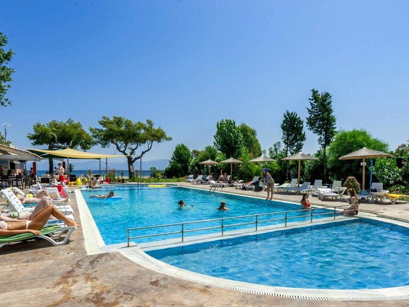 Koulouris Beach 21