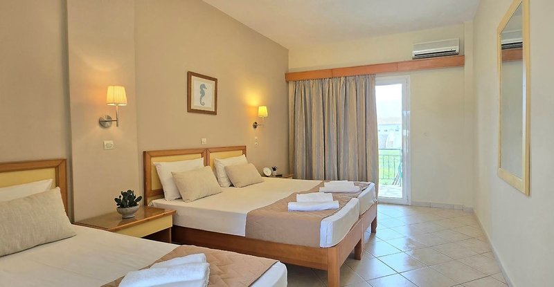 Koulouris Beach Hotel 8