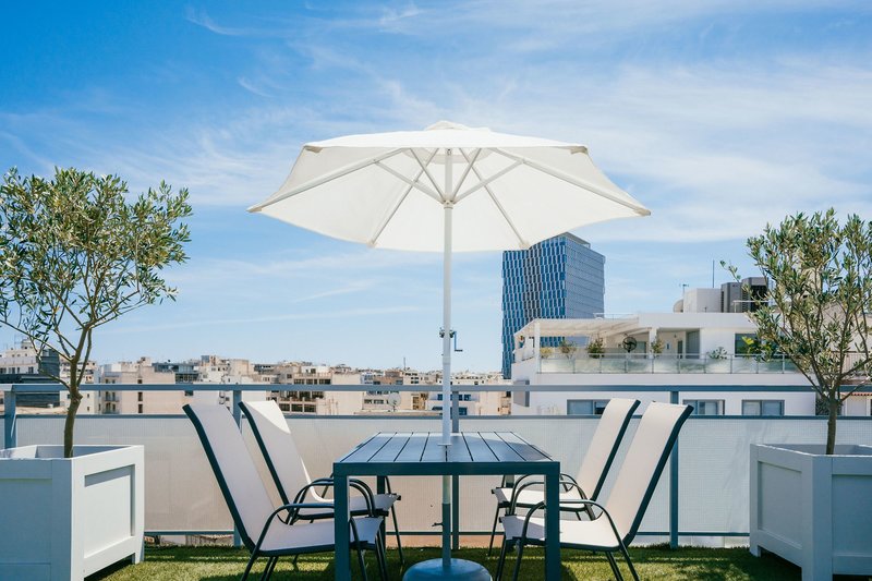 Gallery Central Piraeus Port 1