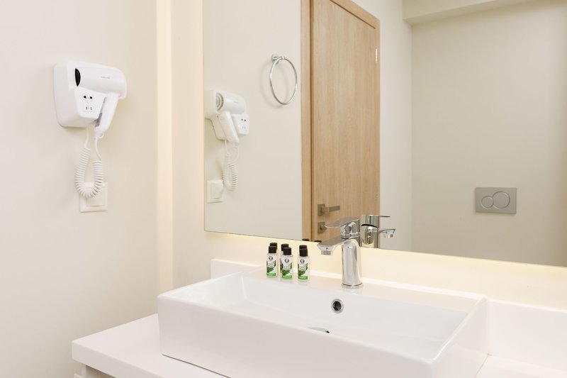 Gallery Central Piraeus Port 15