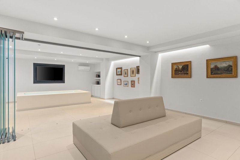 Gallery Central Piraeus Port 37