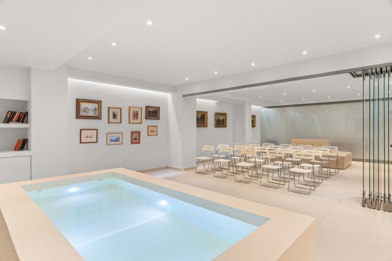 Gallery Central Piraeus Port 38