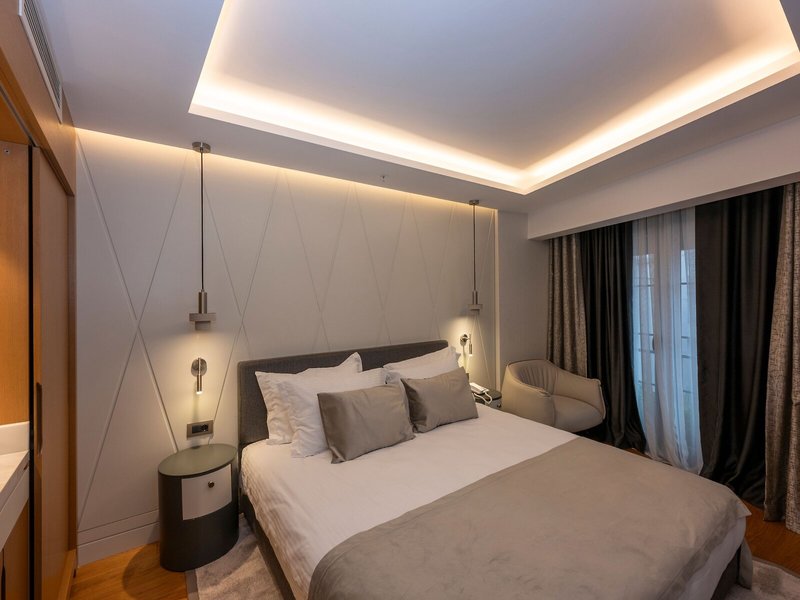 Baver Hotel 7