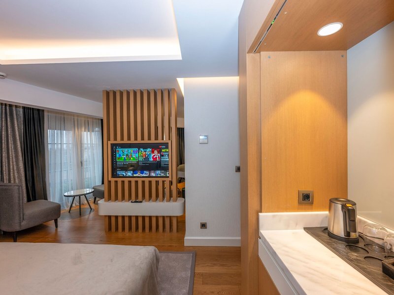 Baver Hotel 9