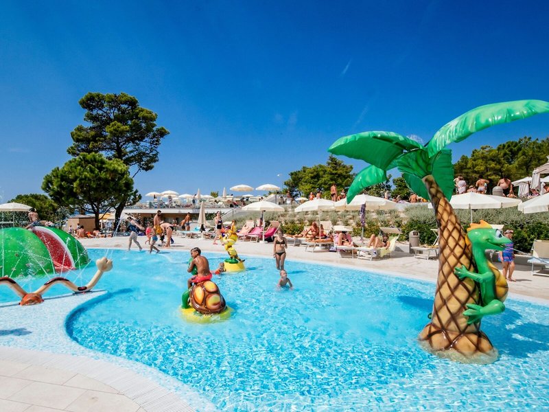 Zaton Holiday Resort 14