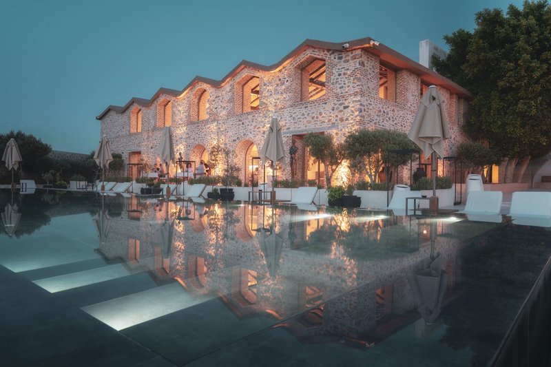 Ruins Hotel 1