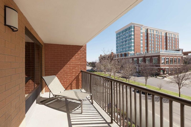 Hampton Inn & Suites Nashville-Downtown