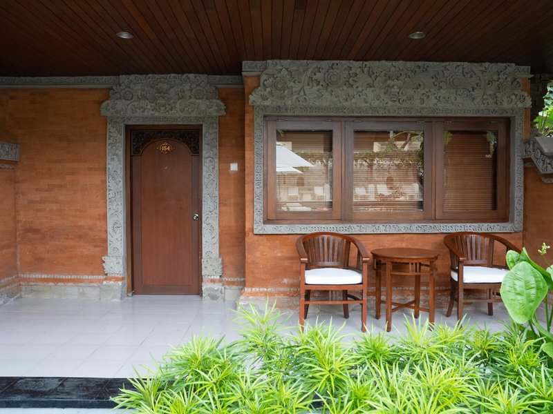 Griya Santrian Resort 38