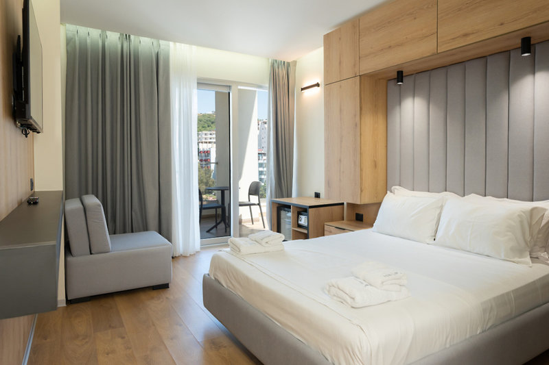 Seaside Hotel 4