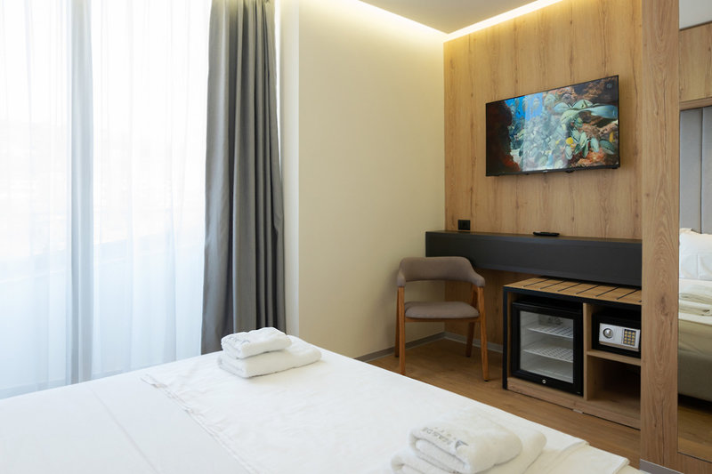 Seaside Hotel 5