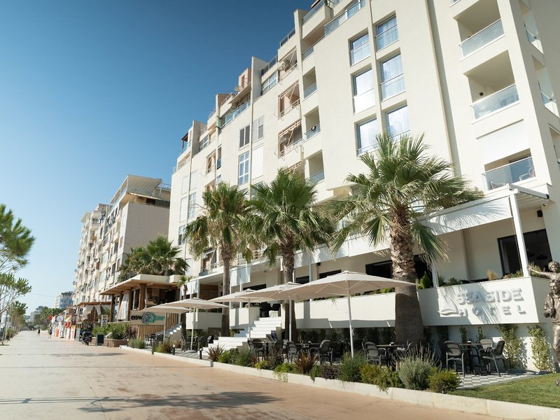 Seaside Hotel 3