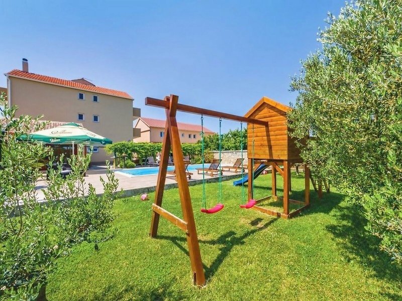 Apartments Mikulic 27