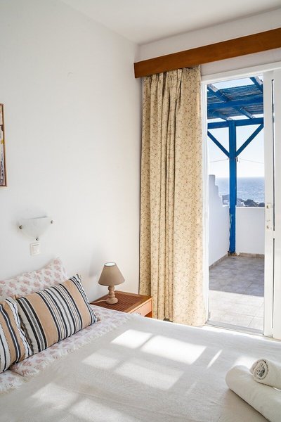 Lefkos Studios and Apartments 6