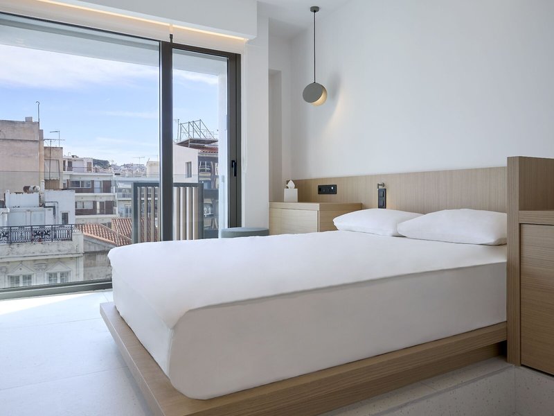 Twinn Downtown Piraeus 10