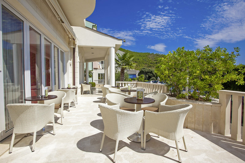 Bella Vista 8